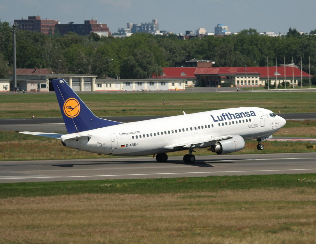 Lufthansa B 737-330 D-ABEH  Bad Kissingen  beim Start in Berlin-Tegel am 02.08.2011