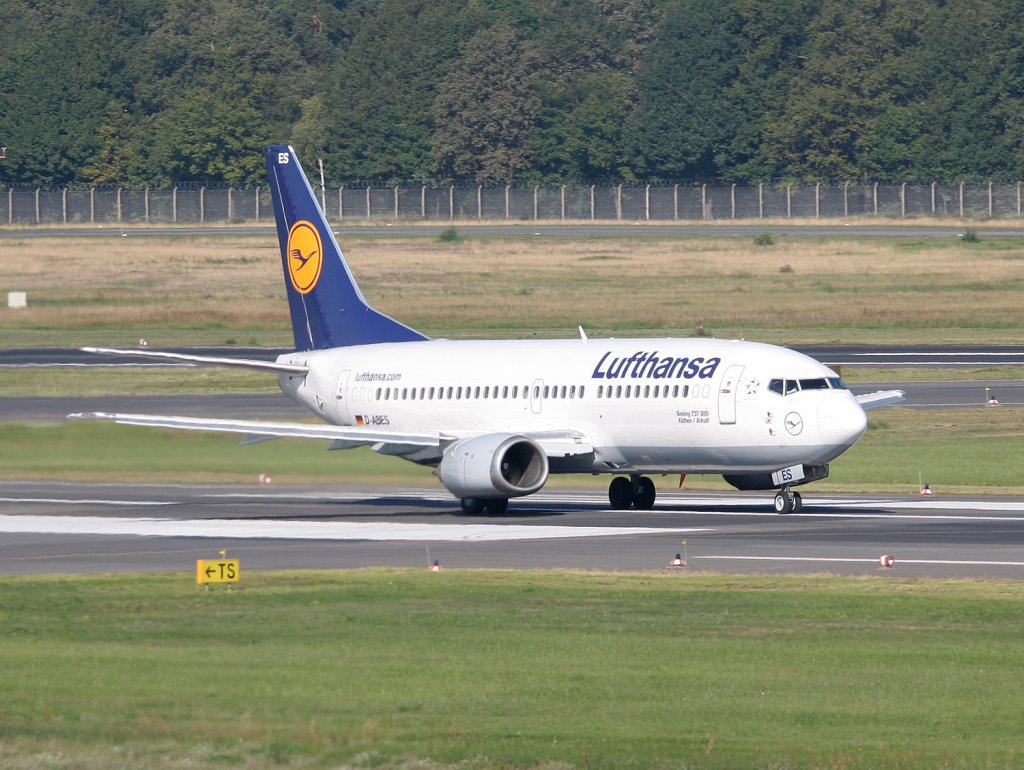 Lufthansa B 737-330 D-ABES  Kthen/Anhalt  beim Start in Berlin-Tegel am 05.09.2010