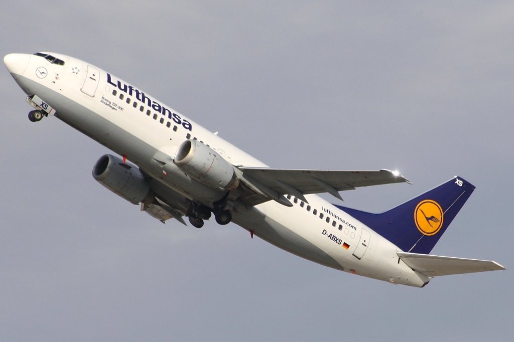 Lufthansa 
Boeing 737-330 
D-ABXS
STR Stuttgart [Echterdingen], Germany
26.02.11
