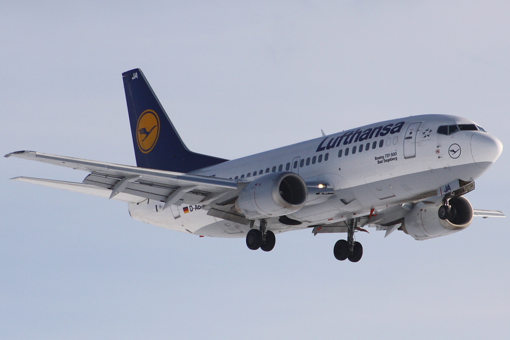 Lufthansa 
Boeing 737-530
D-ABJA  Bad Segeberg 
Stuttgart
18.12.10