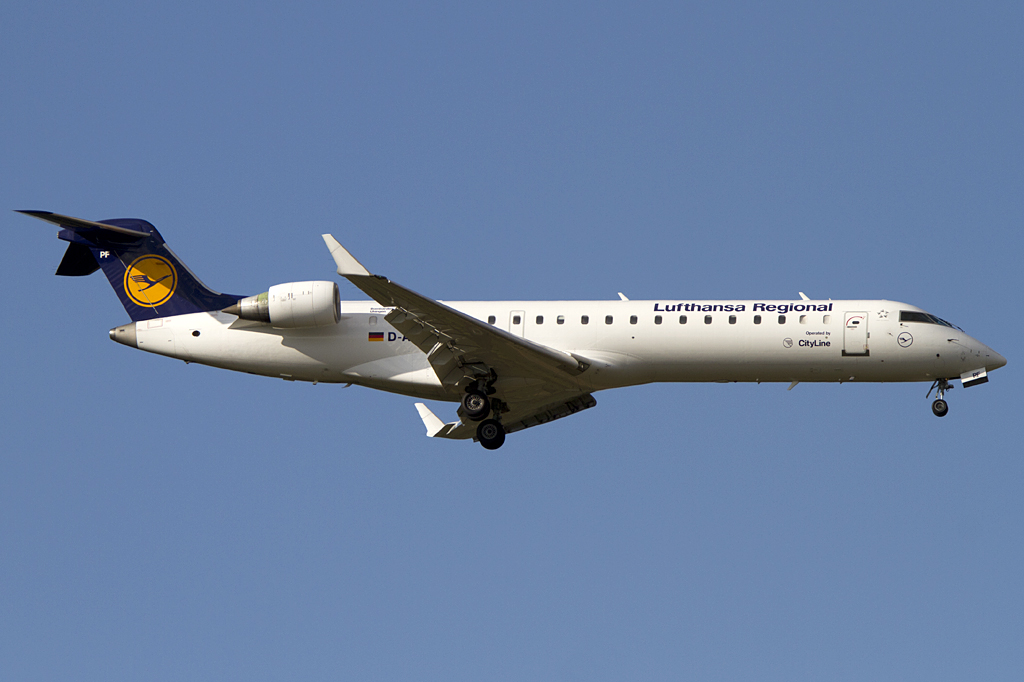 Lufthansa - CityLine, D-ACPF, Bombardier, CRJ-700, 13.10.2011, FRA, Frankfurt, Germany

