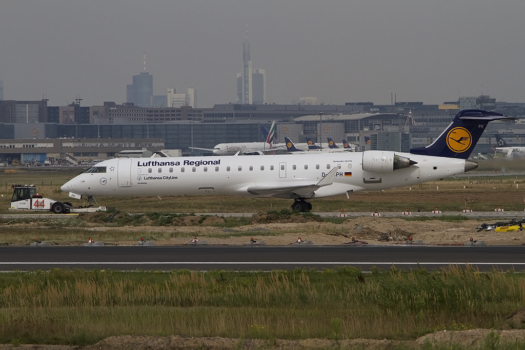 Lufthansa - CityLine, D-ACPH, Bombardier, CRJ700, 21.08.2012, FRA, Frankfurt, Germany 




