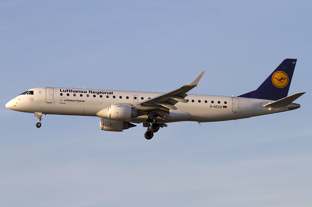 Lufthansa - CityLine, D-AECD, Embraer, ERJ-190, 09.02.2011, FRA, Frankfurt, Germany 



