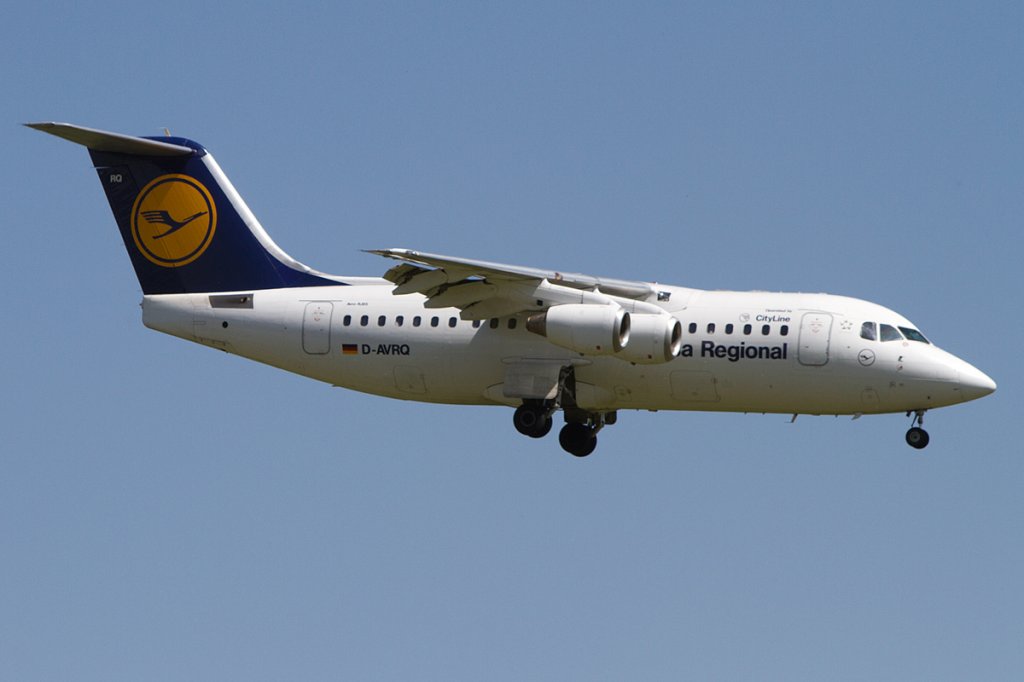 Lufthansa - CityLine, D-AVRQ, BAe, ARJ-85, 28.04.2012, ZRH, Zrich, Switzerland 



