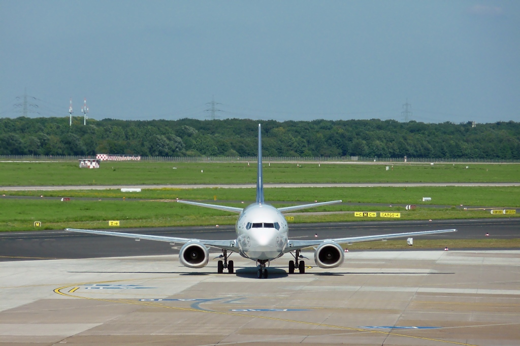 Lufthansa D-ABEF  Weiden in der Oberpfalz , Boeing 737-300, in DUS am 6.9.10