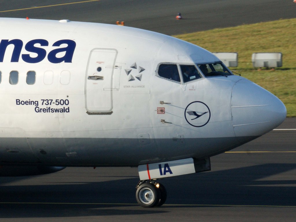 Lufthansa, D-ABIA  Greifswald , Boeing 737-500 (Bug/Nose), 13.11.2011, DUS-EDDL, Dsseldorf, Germany 