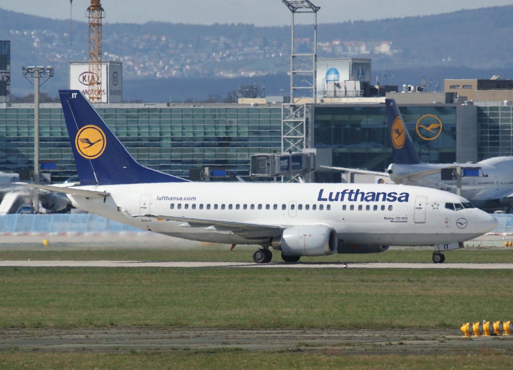 Lufthansa, D-ABIT, Boeing 737-500  Neumnster  (Sticker-lufthansa.com), 2010.04.10, FRA-EDDF, Frankfurt, Germany 

