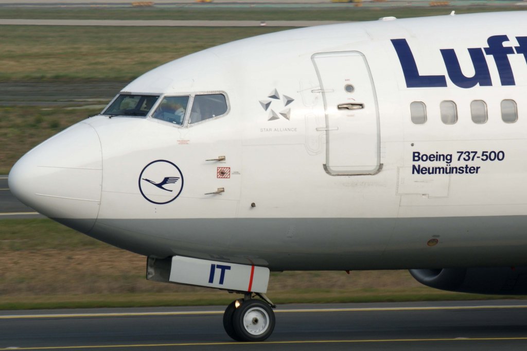 Lufthansa, D-ABIT  Neumnster , Boeing, 737-500 (Bug/Nose), 13.04.2012, FRA-EDDF, Frankfurt, Germany  