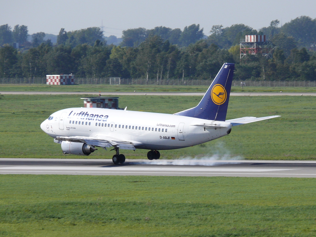 Lufthansa; D-ABJF. Boeing 737-530. Flughafen Dsseldorf. 03.10.2010.