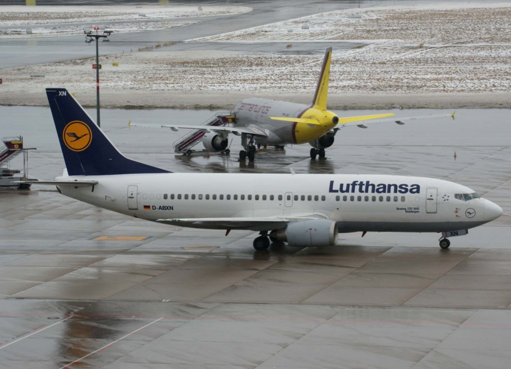 Lufthansa, D-ABXN, Boeing 737-300 (Bblingen), 2010.01.17, STR, Stuttgart, Germany