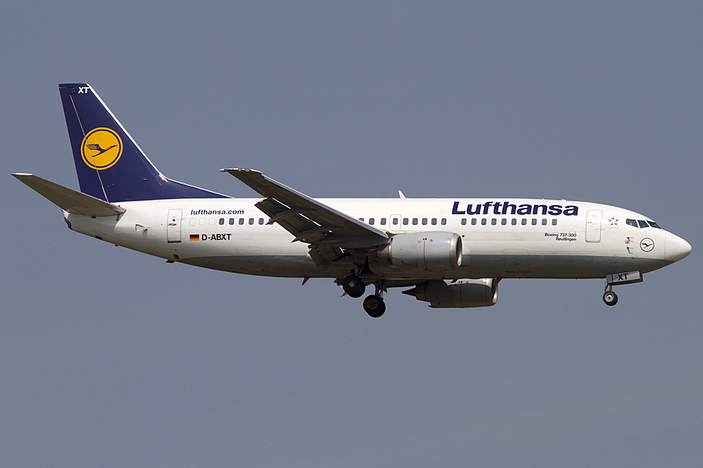 Lufthansa, D-ABXT, Boeing, B737-330, 24.04.2011, FRA, Frankfurt, Germany