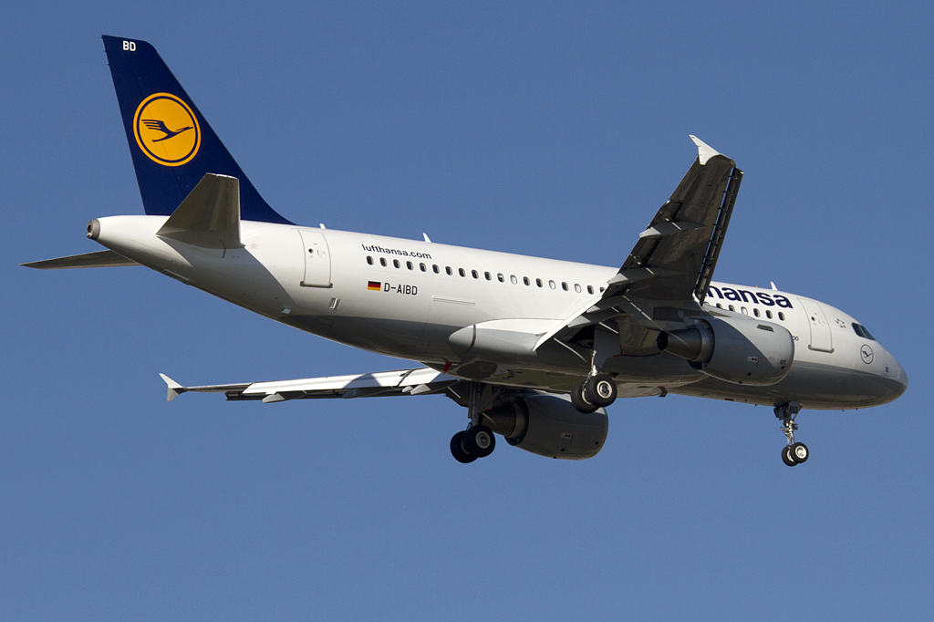 Lufthansa, D-AIBD, Airbus, A319-112, 12.10.2010, FRA, Frankfurt, Germany 


