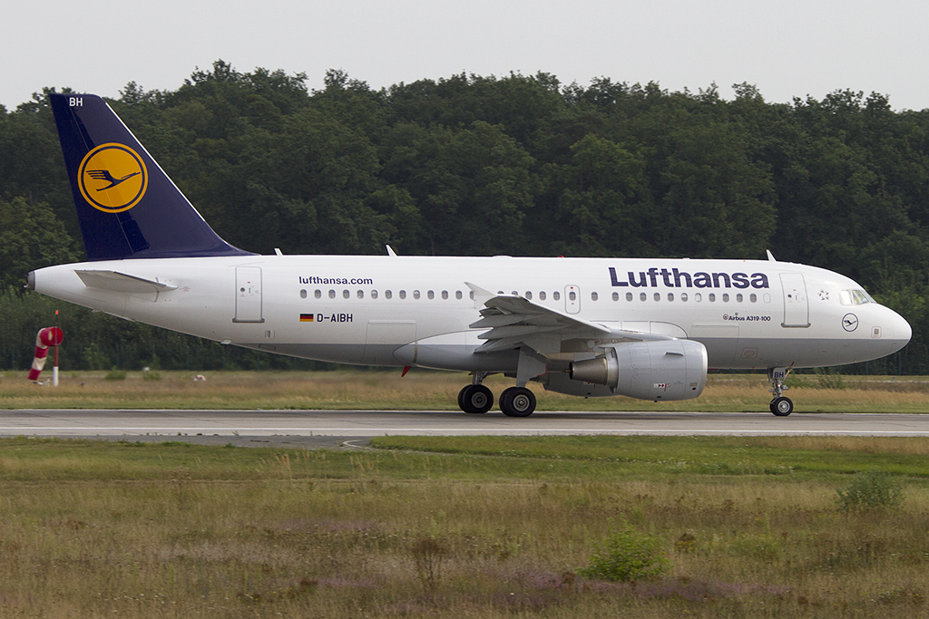 Lufthansa, D-AIBH, Airbus, A319-112, 21.08.2012, FRA, Frankfurt, Germany 




