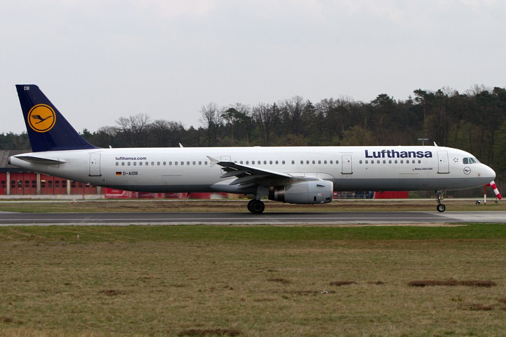Lufthansa, D-AIDB, Airbus, A321-231 14.04.2012, FRA, Frankfurt, Germany




