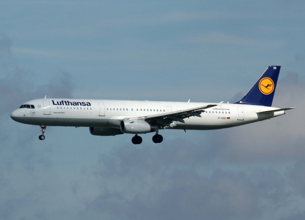 Lufthansa, D-AIDD  ohne Namen , Airbus A 321-200, 10.09.2011, FRA-EDDF, Frankfurt, Germany