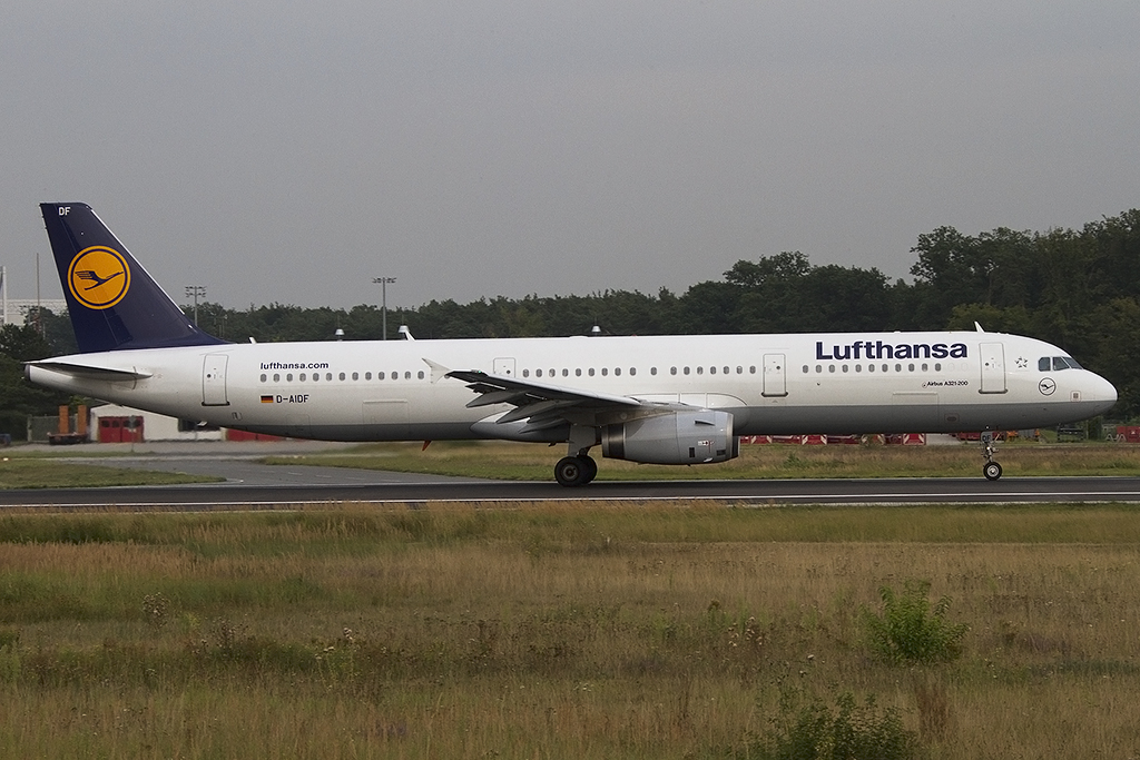 Lufthansa, D-AIDF, Airbus, A321-231, 21.08.2012, FRA, Frankfurt, Germany 



