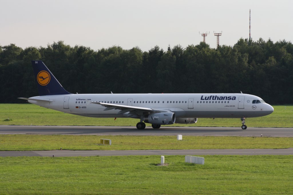 Lufthansa, D-AIDG,Airbus A321-231, 18.08.2011, HAM-EDDH, Hamburg, Germany
