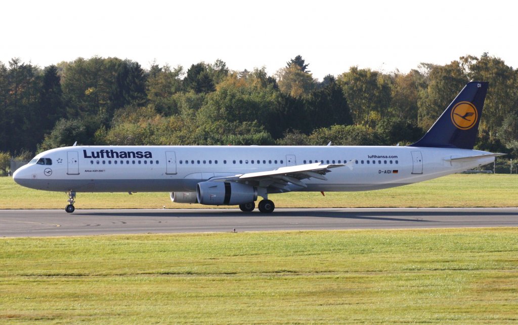 Lufthansa, D-AIDI, Airbus A321-231, 22.10.2011, HAM-EDDH, Hamburg, Germany