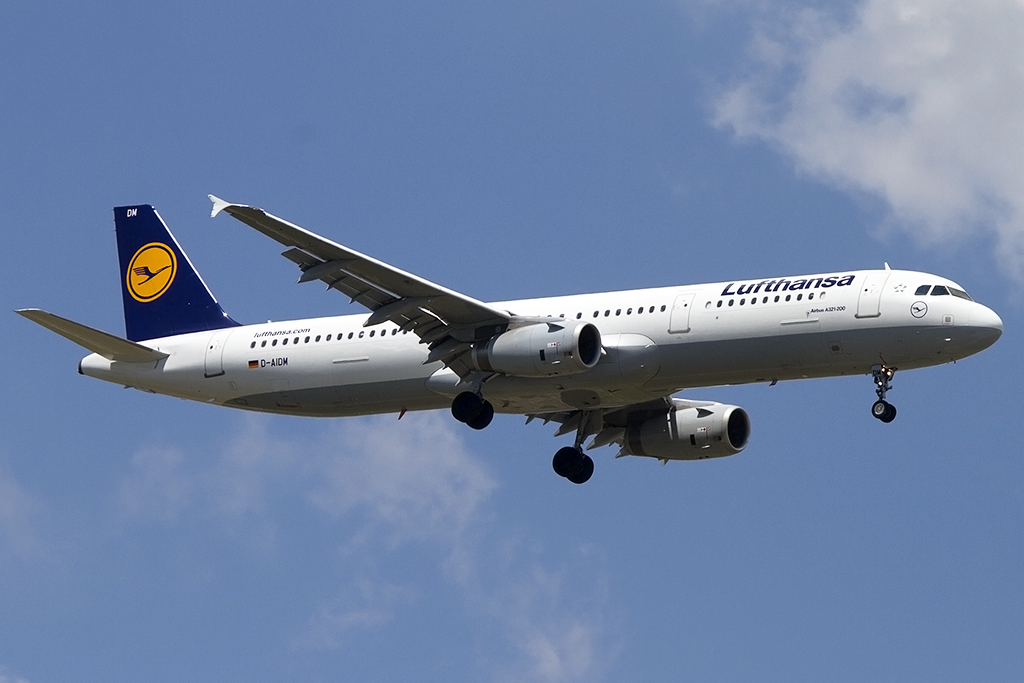 Lufthansa, D-AIDM, Airbus, A321-231, 04.05.2013, BCN, Barcelona, Spain



