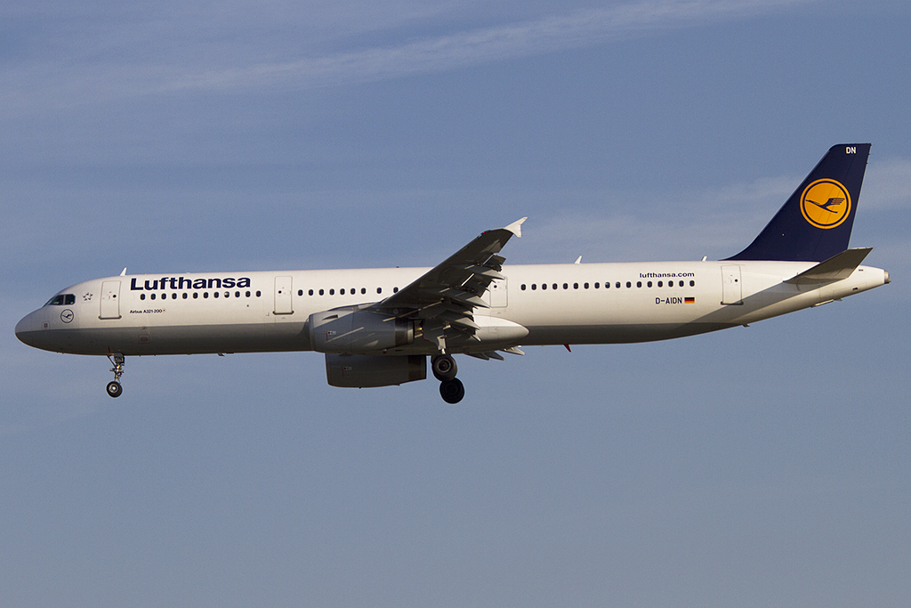 Lufthansa, D-AIDN, Airbus, A321-231, 23.08.2012, FRA, Frankfurt, Germany 