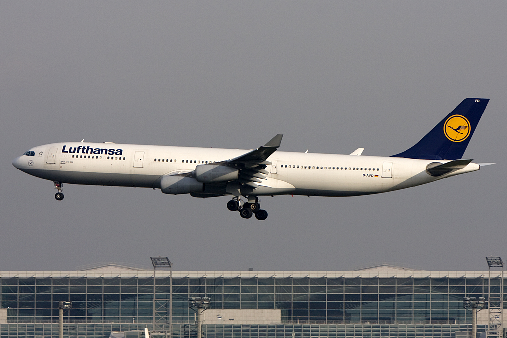 Lufthansa, D-AIFD, Airbus, A340-313, 02.04.2010, FRA, Frankfurt, Germany 


