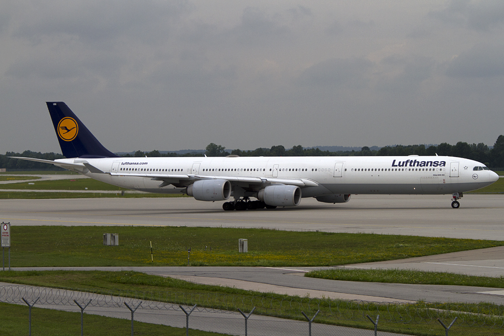 Lufthansa, D-AIHN, Airbus, A340-642, 05.08.2011, MUC, Muenchen, Germany 




