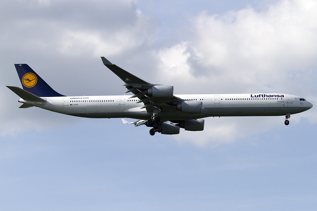 Lufthansa, D-AIHP, Airbus, A340-642X, 29.04.2011, MUC, Muenchen, Germany 





