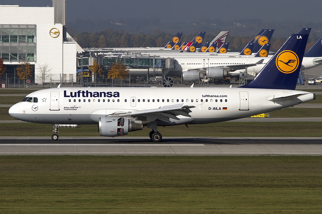 Lufthansa, D-AILA, Airbus, A319-114, 25.10.2012, MUC, Mnchen, Germany





