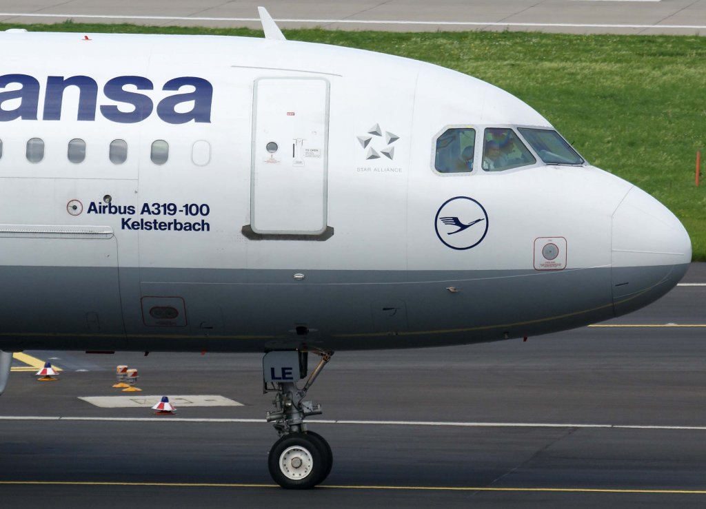 Lufthansa, D-AILE, Airbus A 319-100  Kelsterbach  (Bug/Nose), 2010.08.28, DUS-EDDL, Dsseldorf, Germany 

