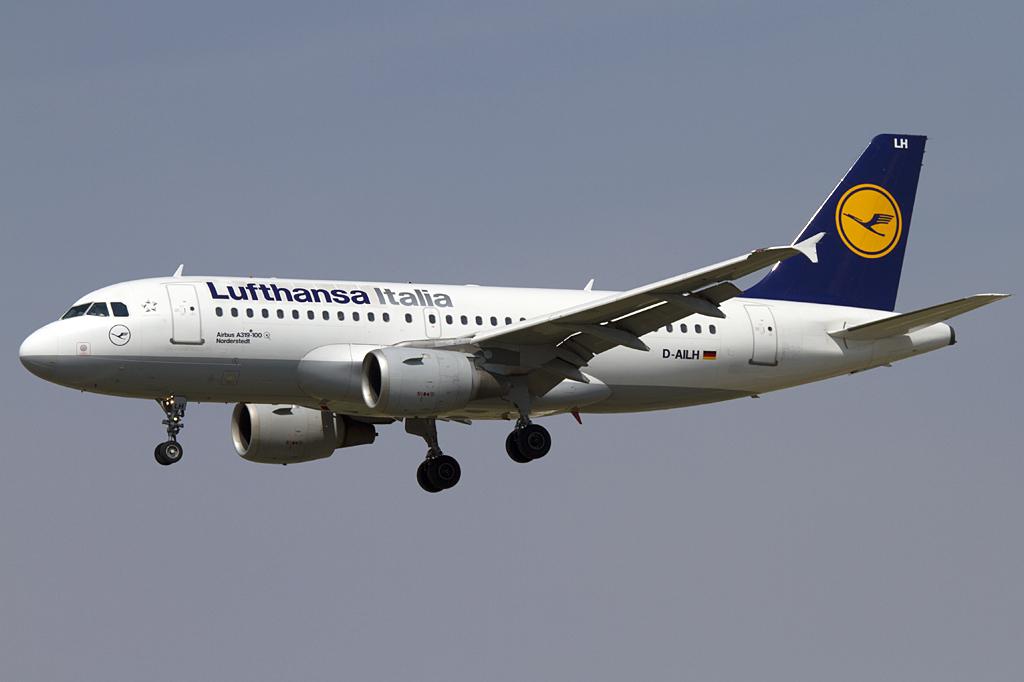 Lufthansa, D-AILH, Airbus, A319-114, 06.09.2010, BCN, Barcelona, Spain 




