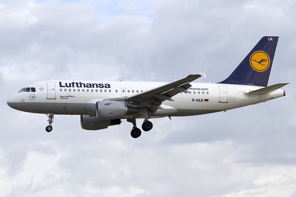 Lufthansa, D-AILR, Airbus, A319-114, 26.08.2010, FRA, Frankfurt, Germany


