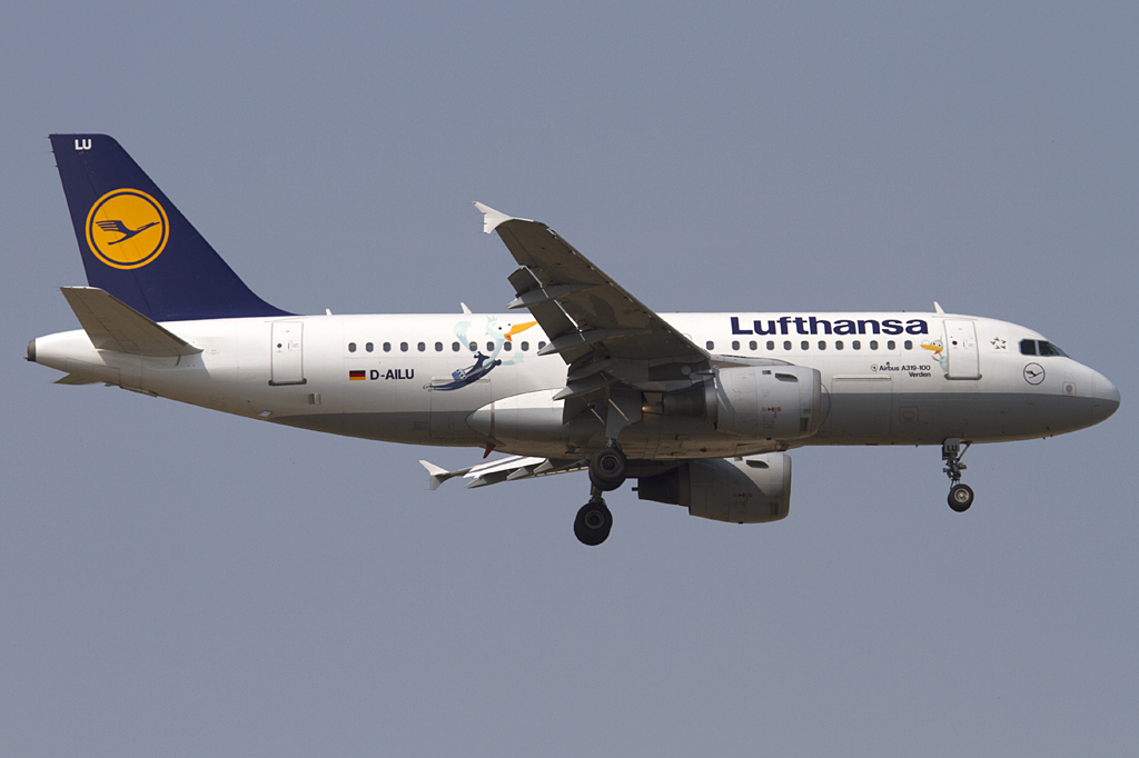 Lufthansa, D-AILU, Airbus, A319-114, 24.04.2011, FRA, Frankfurt, Germany 





