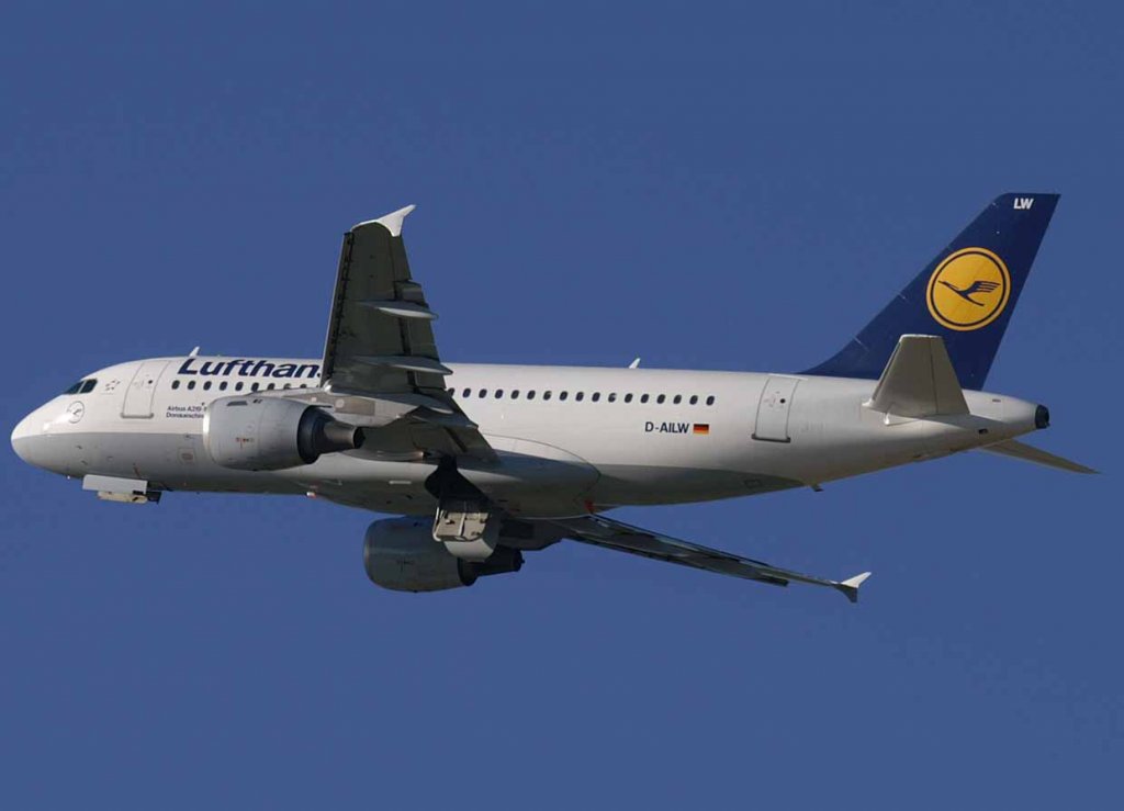 Lufthansa, D-AILW, Airbus A 319-100 (Donaueschingen), 2008.02.09, DUS, Dsseldorf, Germany