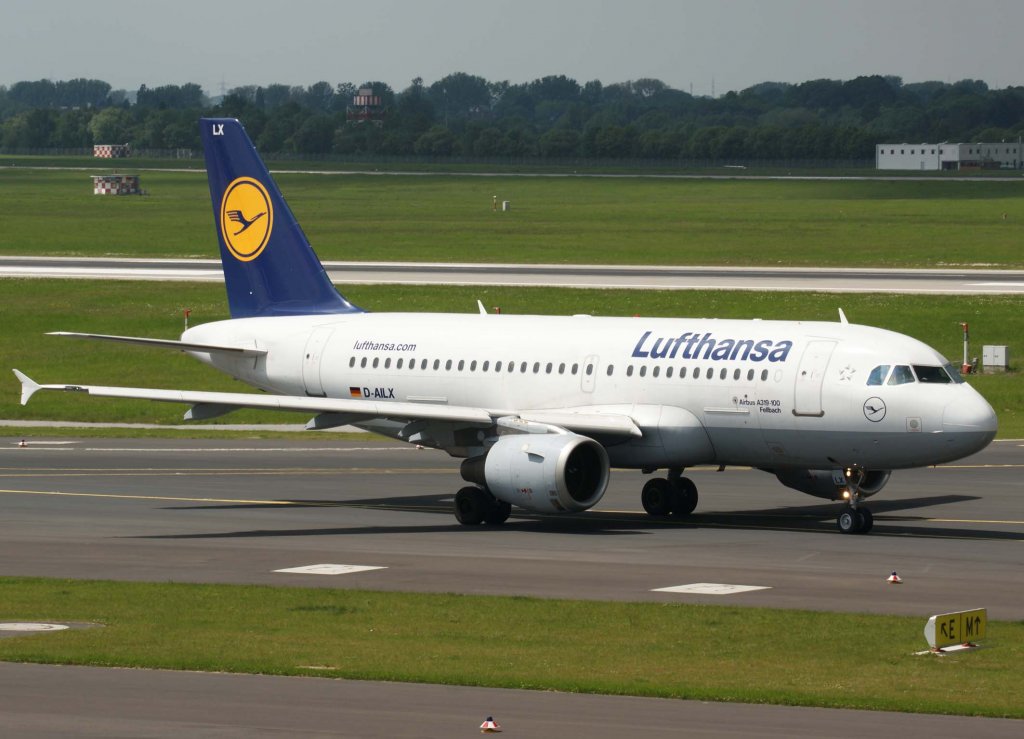 Lufthansa, D-AILX, Airbus A 319-100  Fellbach  (Sticker-lufthansa.com), 2010.05.24, DUS-EDDL, Dsseldorf, Germany

