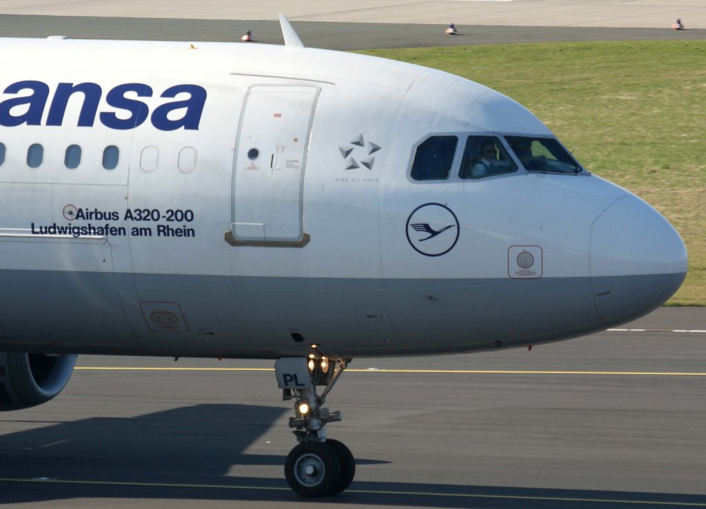 Lufthansa, D-AIPL, Airbus A 320-200  Ludwigshafen am Rein  (Nase/Nose), 20.03.2011, DUS-EDDL, Dsseldorf, Germany

