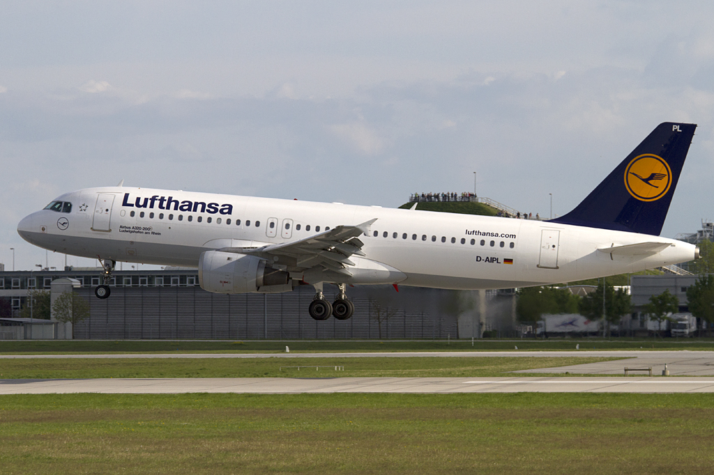 Lufthansa, D-AIPL, Airbus, A320-211, 29.04.2011, MUC, Muenchen, Germany




