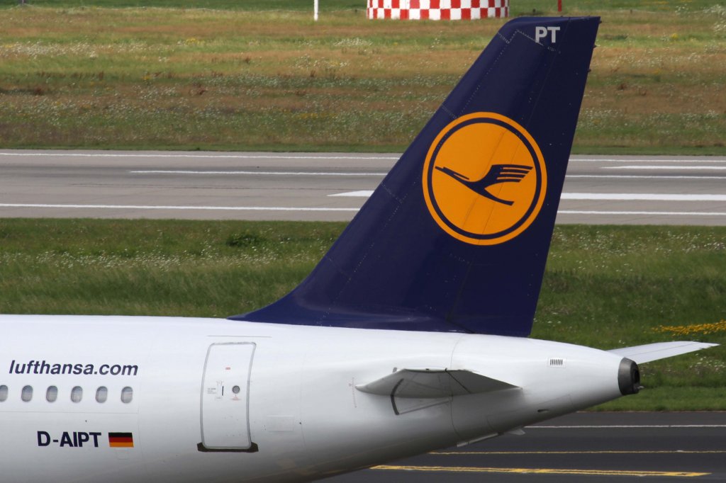 Lufthansa, D-AIPT  Cottbus , Airbus, A 320-200 (Seitenleitwerk/Tail), 11.08.2012, DUS-EDDL, Düsseldorf, Germany 

