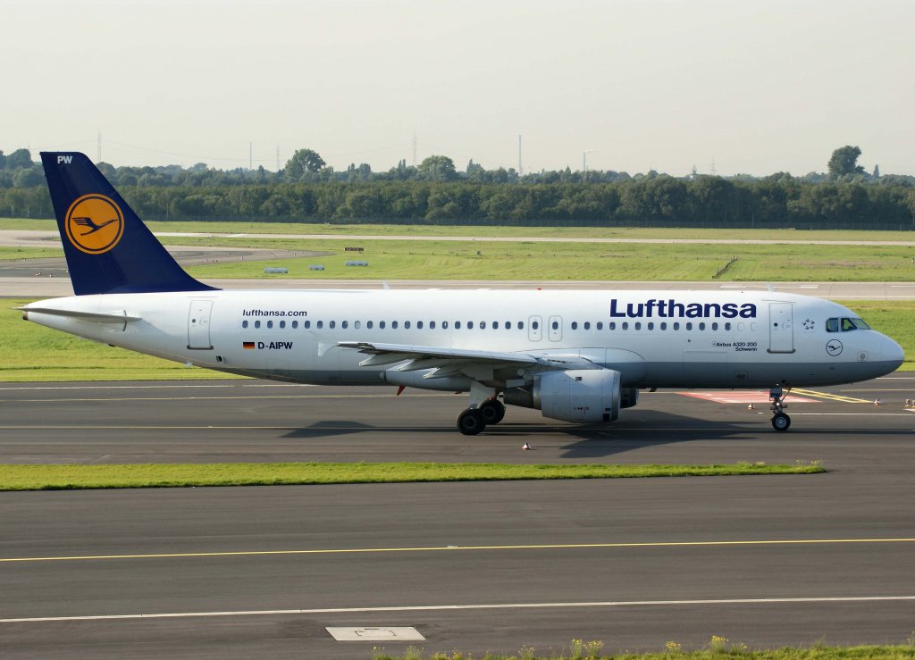 Lufthansa, D-AIPW, Airbus A 320-200  Schwerin  (Sticker-lufthansa.com), 2010.09.22, DUS-EDDL, Dsseldorf, Germany 

