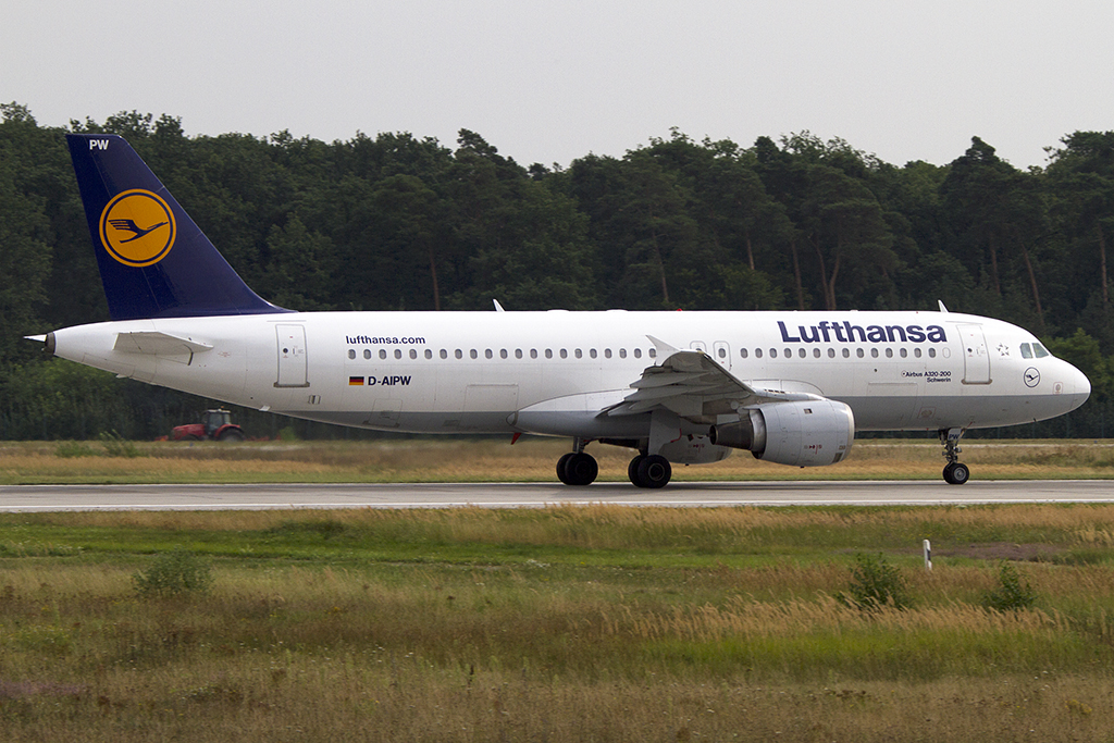 Lufthansa, D-AIPW, Airbus, A320-211, 21.08.2012, FRA, Frankfurt, Germany 



