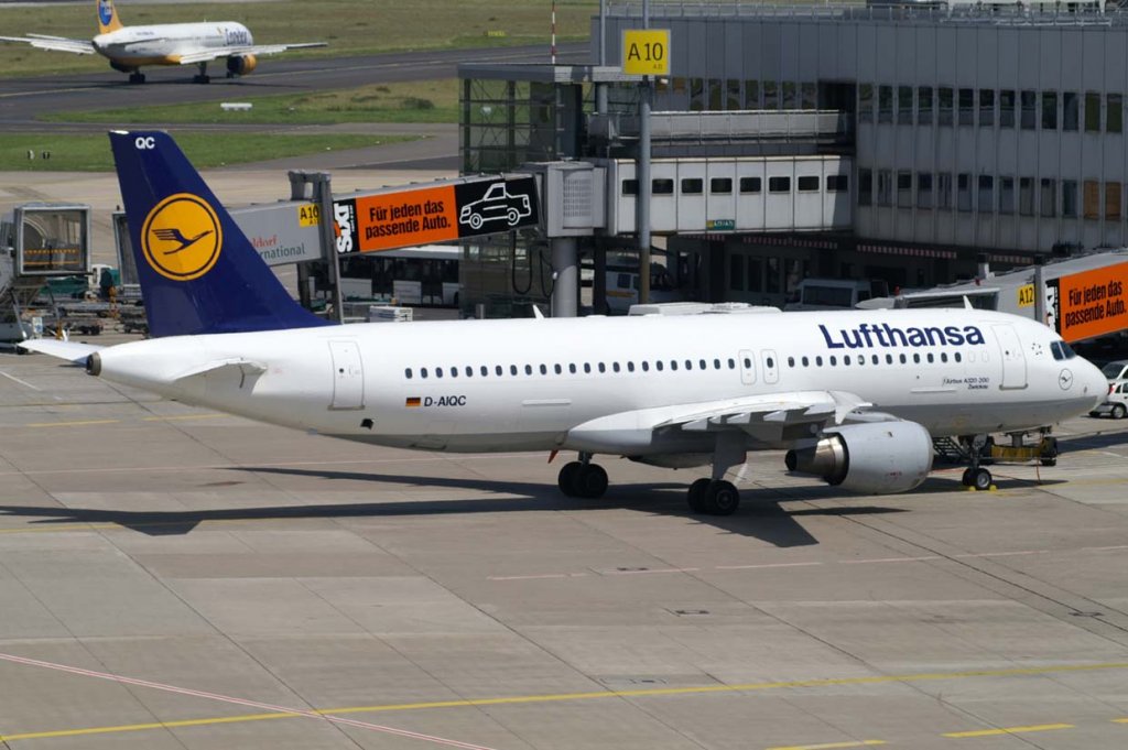 Lufthansa, D-AIQC, Airbus A 321-200 (Zwickau), 2006.06.12, DUS, Dsseldorf, Germany