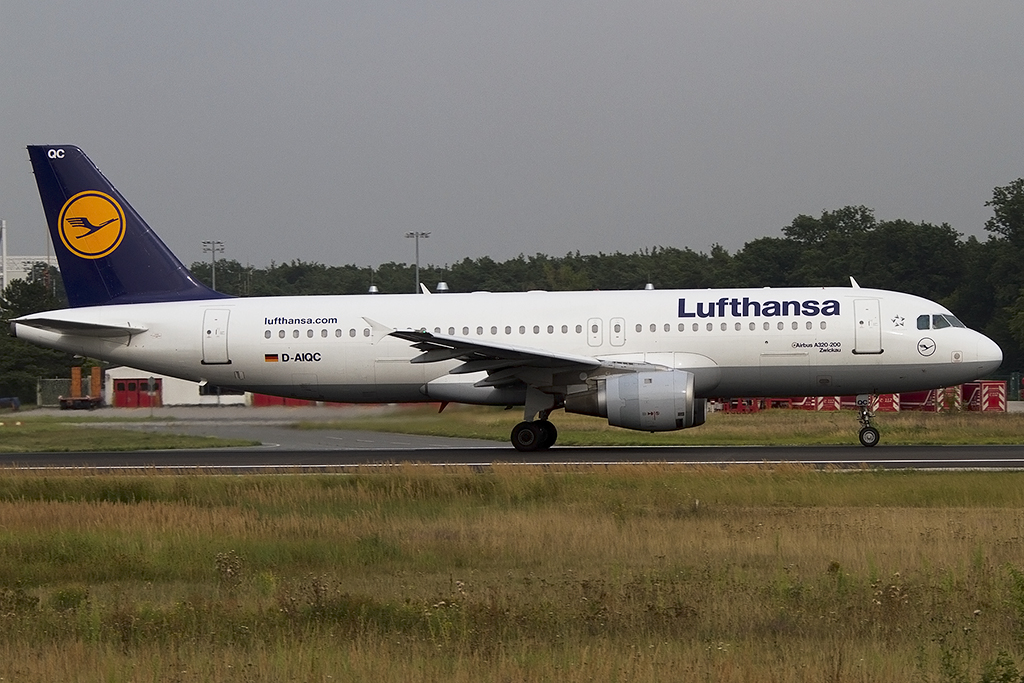 Lufthansa, D-AIQC, Airbus, A320-211, 21.08.2012, FRA, Frankfurt, Germany 



