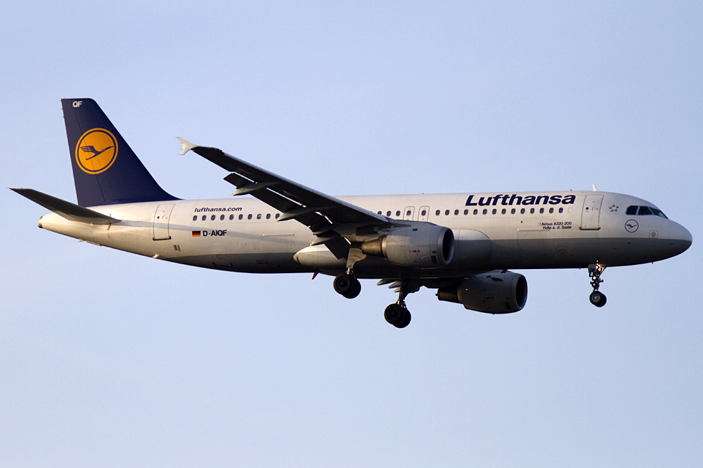 Lufthansa, D-AIQF, Airbus, A320-211, 16.02.2011, FRA, Frankfurt, Germany 



