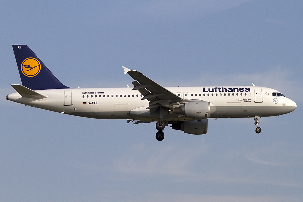Lufthansa, D-AIQL, Airbus, A320-211, 25.07.2013, DUS, Dsseldorf, Germany


