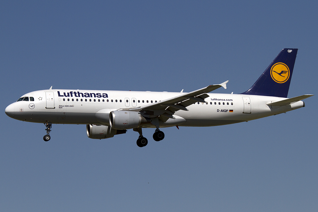 Lufthansa, D-AIQP, Airbus, A320-211, 19.09.2010, BCN, Barcelona, Spain 




