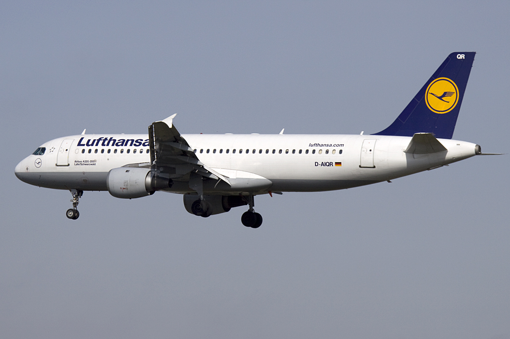 Lufthansa, D-AIQR, Airbus, A320-211, 02.04.2010, FRA, Frankfurt, Germany 

