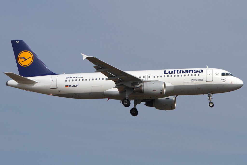 Lufthansa, D-AIQR, Airbus, A320-211, 14.04.2012, FRA, Frankfurt, Germany 



