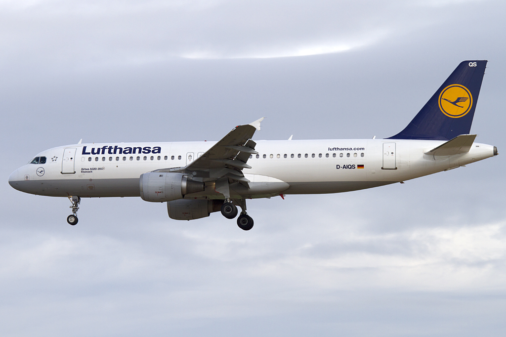 Lufthansa, D-AIQS, Airbus, A320-211, 26.08.2010, FRA, Frankfurt, Germany



