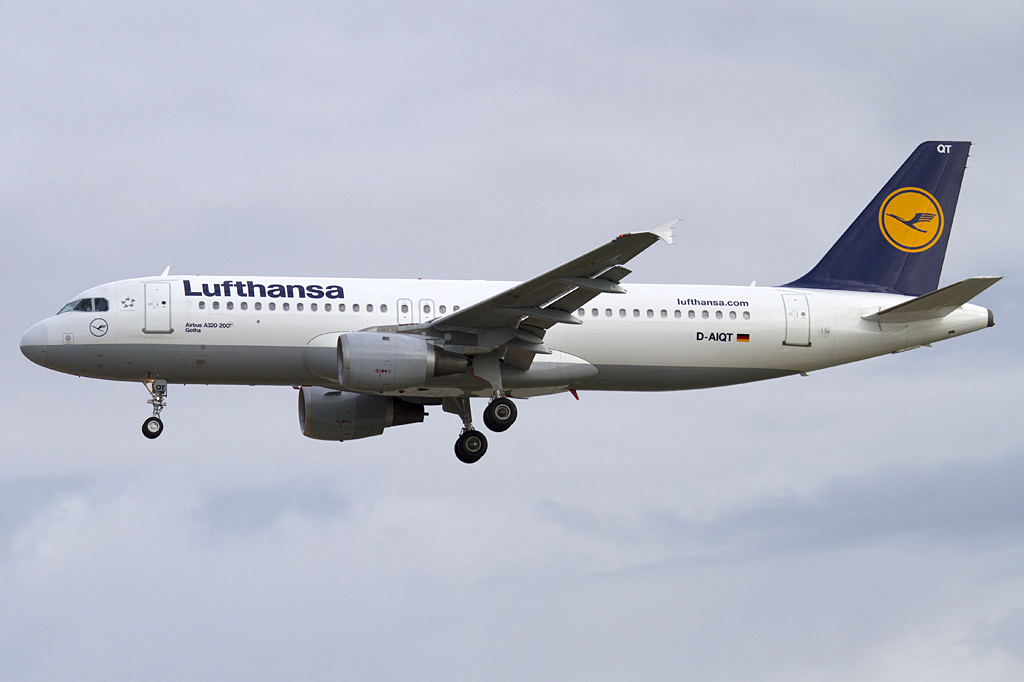 Lufthansa, D-AIQT, Airbus, A320-211, 26.08.2010, FRA, Frankfurt, Germany

