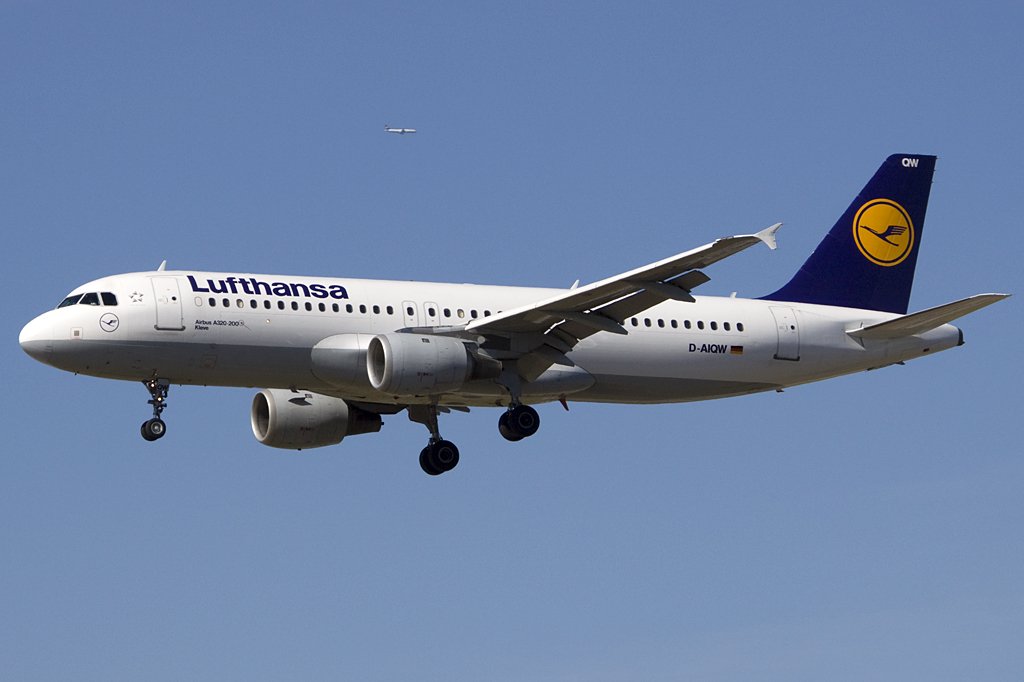 Lufthansa, D-AIQW, Airbus, A320-211, 31.08.2009, FRA, Frankfurt, Germany 


