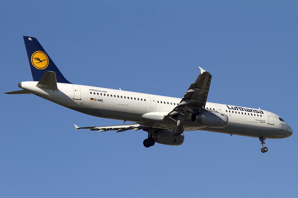 Lufthansa, D-AIRL, Airbus, A321-131, 12.10.2010, FRA, Frankfurt, Germany 




